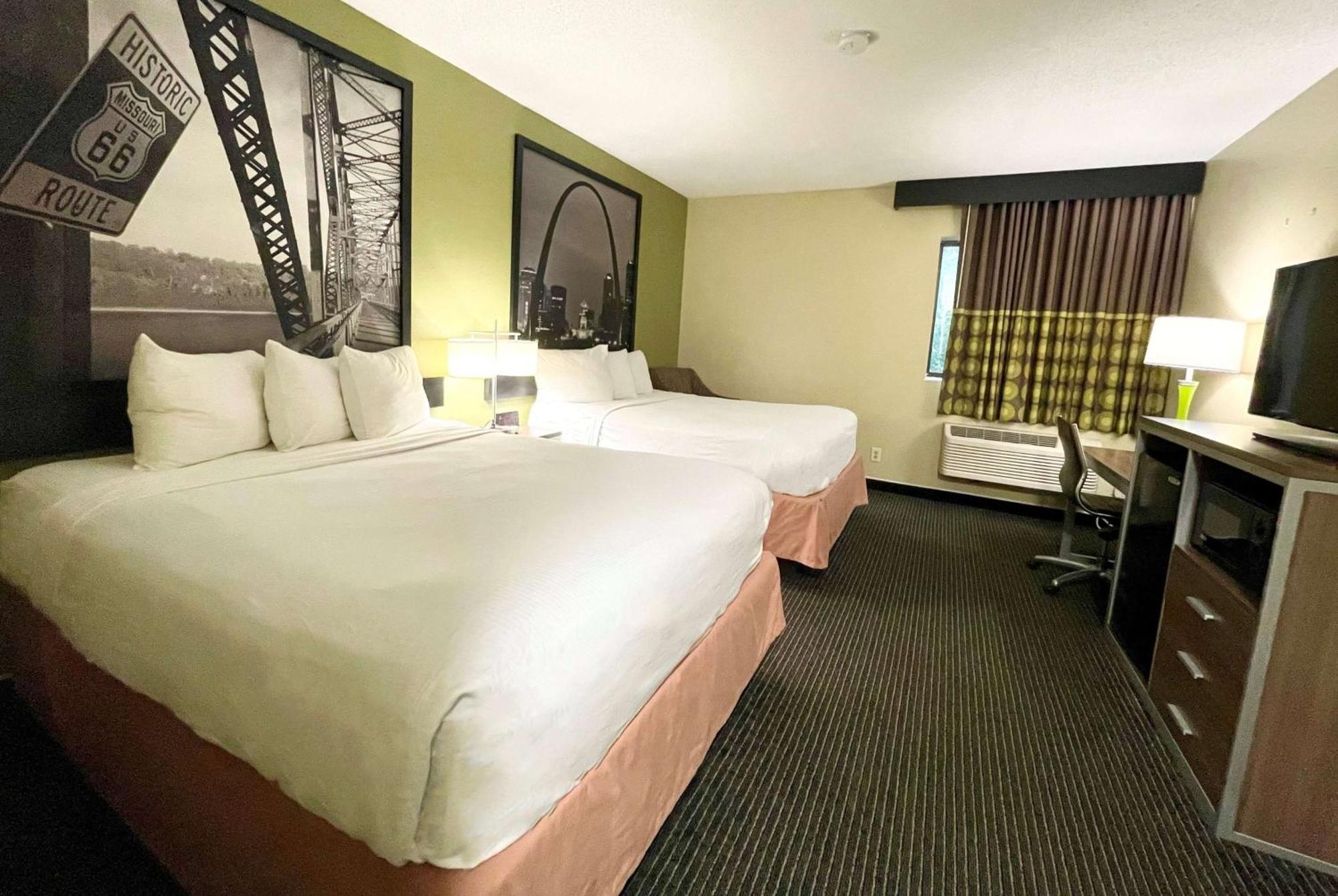 Super 8 By Wyndham St Charles Hotel Saint Charles Exterior foto