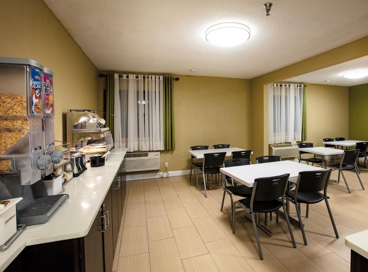 Super 8 By Wyndham St Charles Hotel Saint Charles Exterior foto